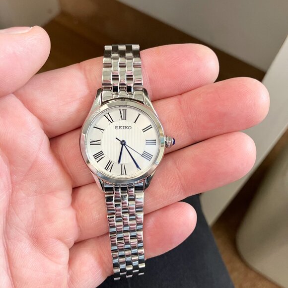 Seiko Stainless Steel Women's Watch With Roman Numerals - Picture 4 of 7